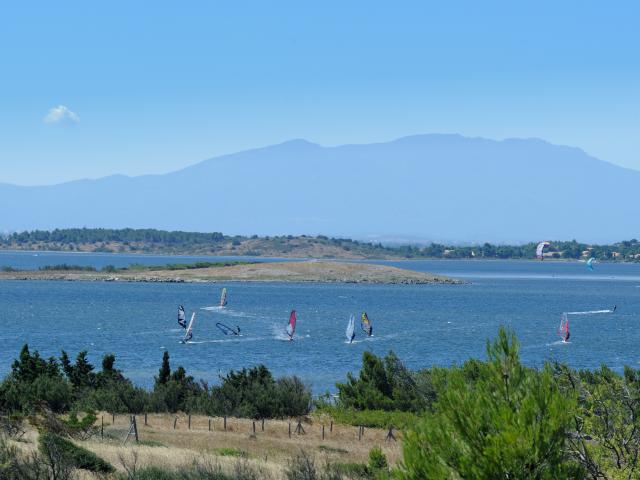 Spot Le Goulet Leucate windsurf sur l'étang