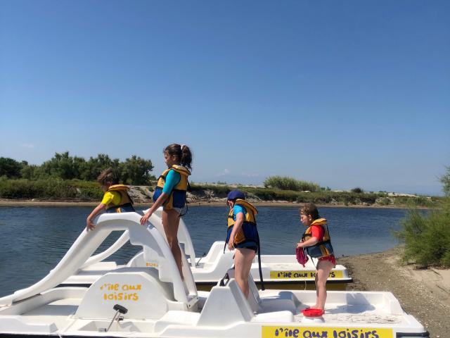 Pedalos à L'Île aux Loisirs - Port Leucate