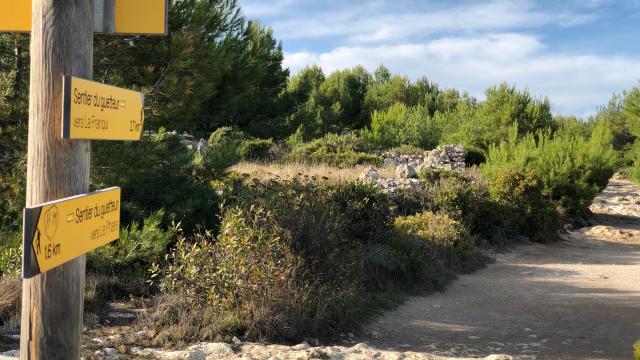 Sentier de randonnée balisé - Plateau de Leucate