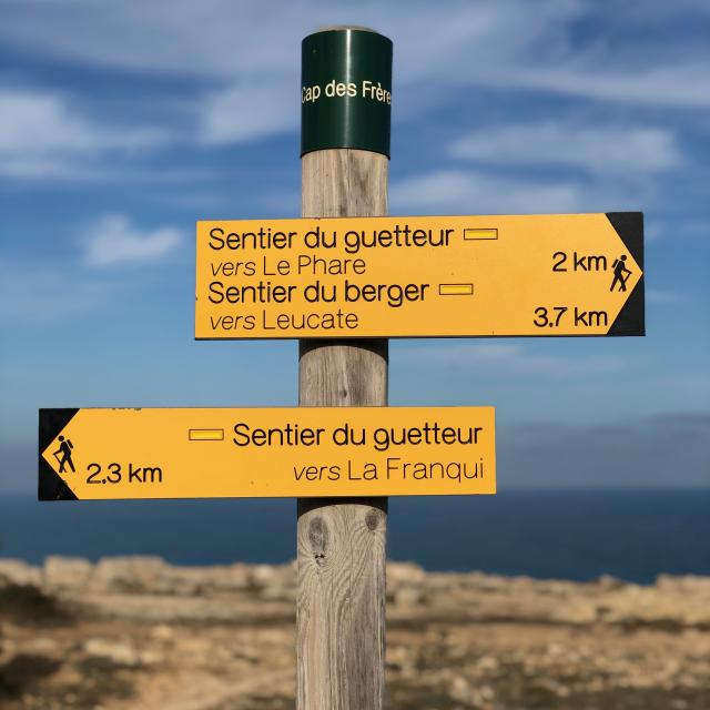 Sentier de randonnée balisé - Plateau de Leucate