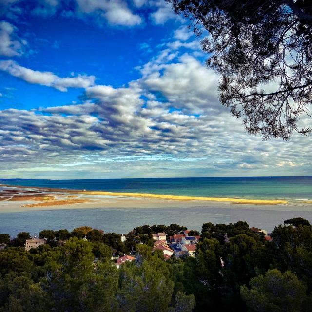 Photo de la plage des Coussoules depuis la Falaise de Leucate