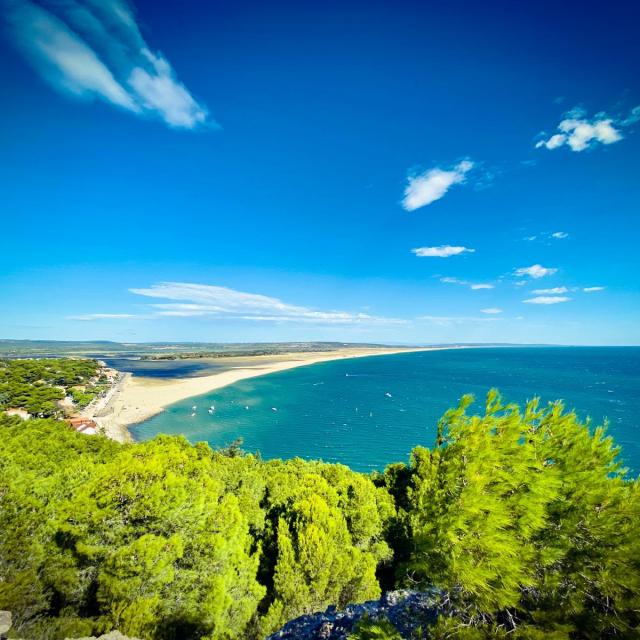 Photo de la plage des Coussoules depuis la Falaise de Leucate