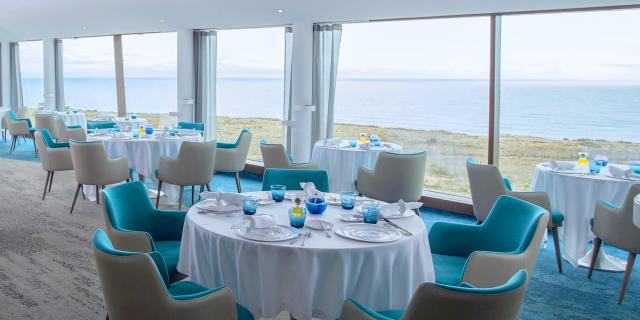 Photo de la salle avec Vue sur mer au restaurant Le Grand Cap Leucate