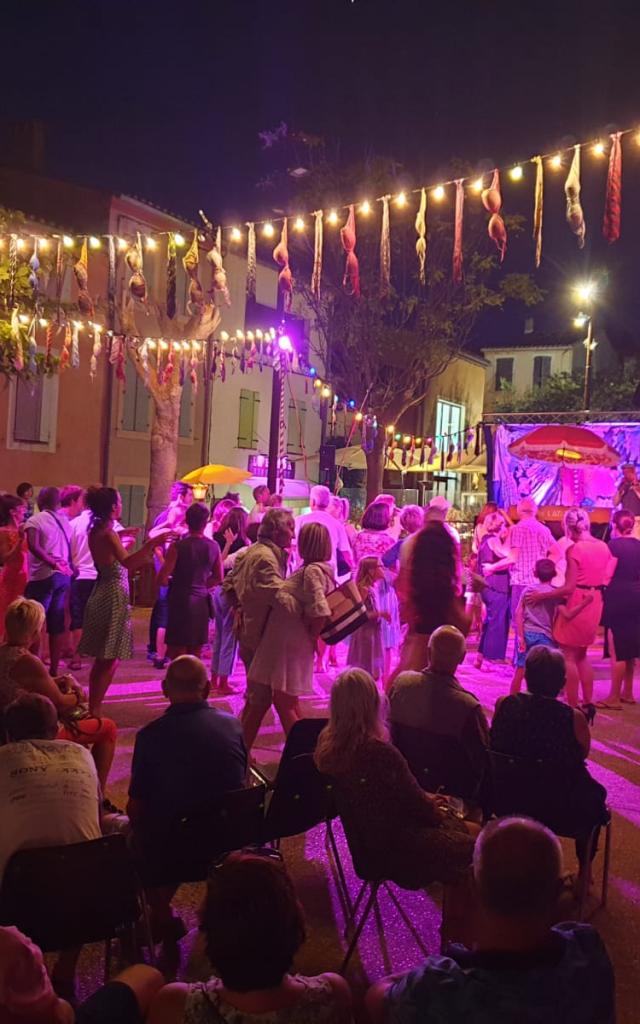 Fete Leucate Village, bal concert